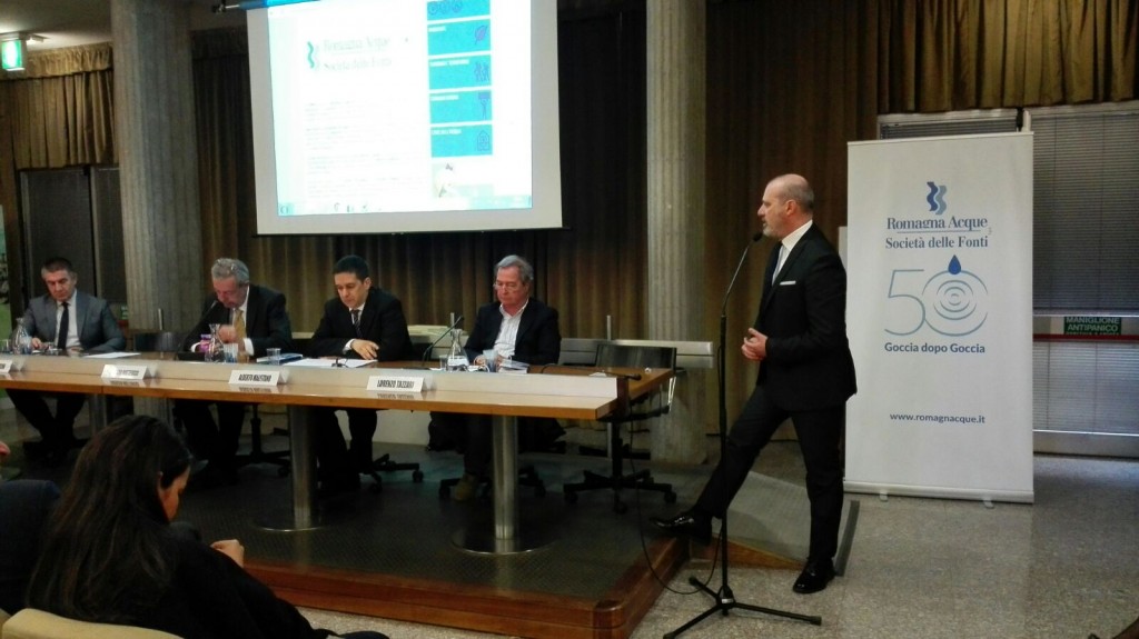 Il presidente della Regione Stefano Bonaccini al convegno di Ravenna per il 50° anniversario di Romagna Acque.